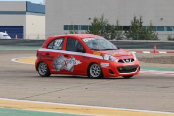 Coupe Nissan Micra à ICAR