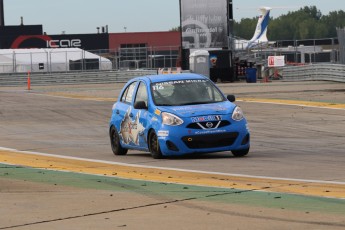 Coupe Nissan Micra à ICAR