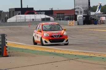 Coupe Nissan Micra à ICAR