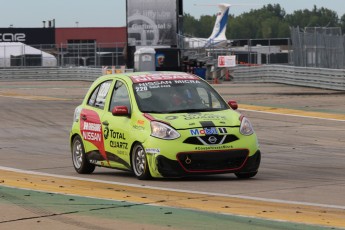 Coupe Nissan Micra à ICAR