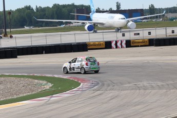 Coupe Nissan Micra à ICAR