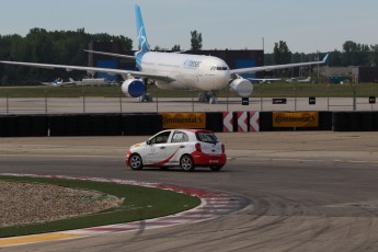 Coupe Nissan Micra à ICAR