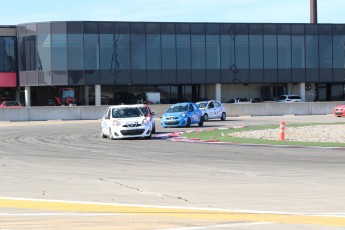 Coupe Nissan Micra à ICAR