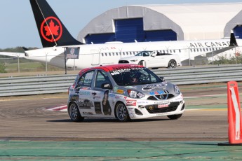 Coupe Nissan Micra à ICAR