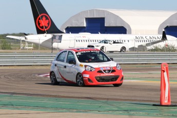 Coupe Nissan Micra à ICAR