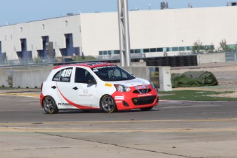 Coupe Nissan Micra à ICAR