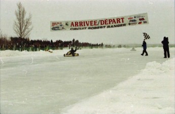 Retour dans le passé - Karting sur Glace, Granby 2000