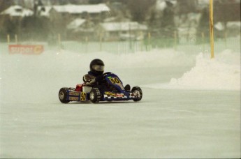 Retour dans le passé - Karting sur Glace, Granby 2000