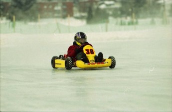 Retour dans le passé - Karting sur Glace, Granby 2000