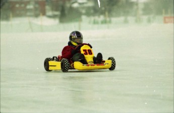 Retour dans le passé - Karting sur Glace, Granby 2000