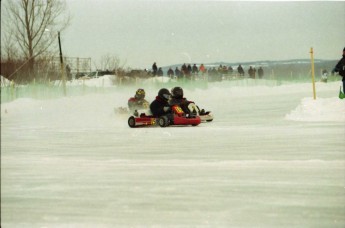 Retour dans le passé - Karting sur Glace, Granby 2000