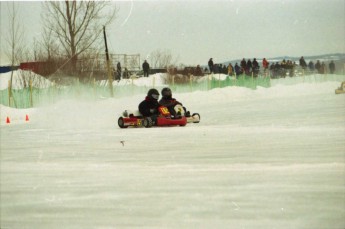 Retour dans le passé - Karting sur Glace, Granby 2000