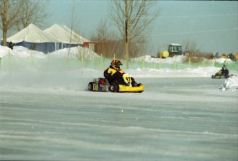 Retour dans le passé - Karting sur Glace, Granby 2000