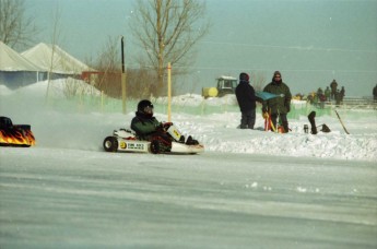 Retour dans le passé - Karting sur Glace, Granby 2000