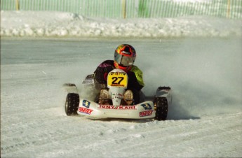 Retour dans le passé - Karting sur Glace, Granby 2000