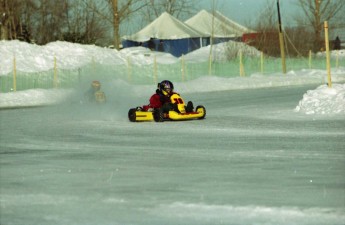 Retour dans le passé - Karting sur Glace, Granby 2000