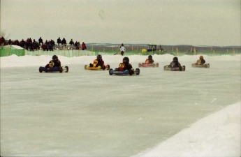 Retour dans le passé - Karting sur Glace, Granby 2000