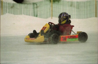 Retour dans le passé - Karting sur Glace, Granby 2000