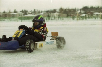 Retour dans le passé - Karting sur Glace, Granby 2000