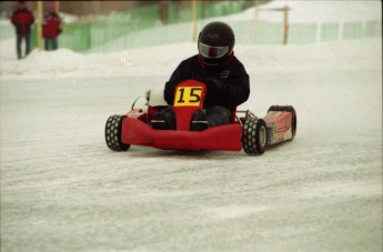 Retour dans le passé - Karting sur Glace, Granby 2000