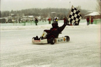 Retour dans le passé - Karting sur Glace, Granby 2000