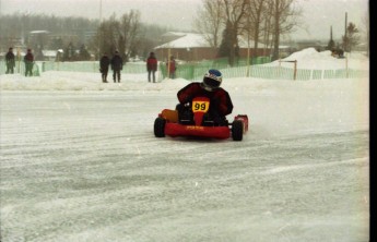 Retour dans le passé - Karting sur Glace, Granby 2000