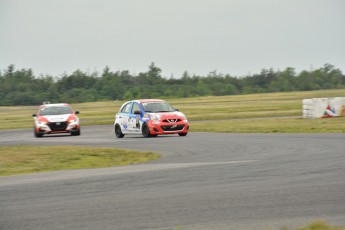 Coupe Nissan Sentra à Shannonville