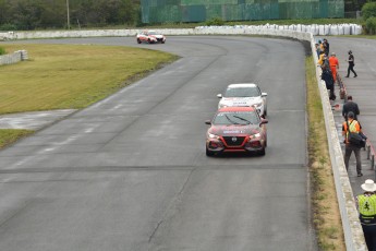 Coupe Nissan Sentra à Shannonville