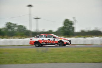 Coupe Nissan Sentra à Shannonville