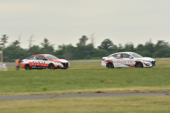 Coupe Nissan Sentra à Shannonville