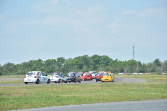 Coupe Nissan Sentra à Shannonville