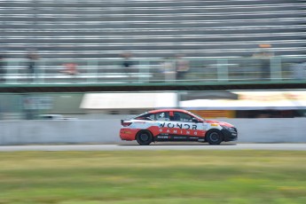 Coupe Nissan Sentra à Shannonville