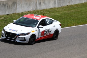 Coupe Nissan Sentra - Classique d'été au Mont-Tremblant