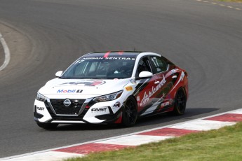 Coupe Nissan Sentra - Classique d'été au Mont-Tremblant