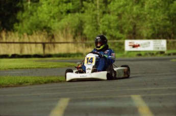 Retour dans le passé - Karting à St-Hilaire en 2000