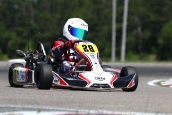 Karting à Pointe-du-Lac - Cup Karts Canada