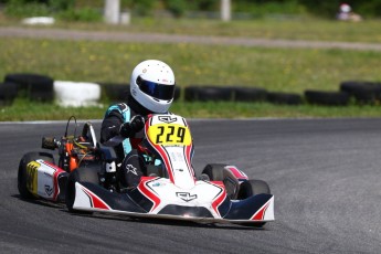Karting à Pointe-du-Lac - Cup Karts Canada