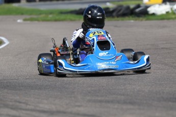Karting à Pointe-du-Lac - Cup Karts Canada