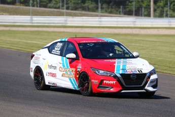 Tremblant juillet 2022 - Coupe Nissan Sentra