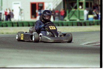 Retour dans le passé - Karting à Saint-Roch-de-l'Achigan - avril 2001