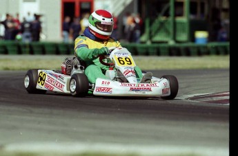 Retour dans le passé - Karting à Saint-Roch-de-l'Achigan - avril 2001