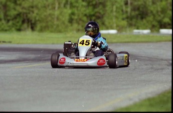 Retour dans le passé - Karting à St-Hilaire - mai 2001