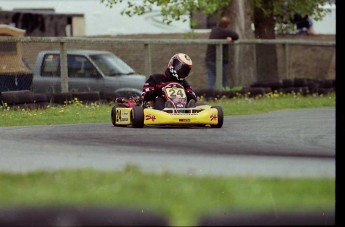 Retour dans le passé - Karting à St-Hilaire - mai 2001