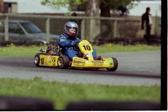 Retour dans le passé - Karting à St-Hilaire - mai 2001