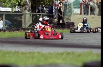 Retour dans le passé - Karting à St-Hilaire - mai 2001