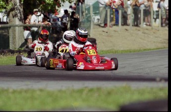 Retour dans le passé - Karting à St-Hilaire - mai 2001