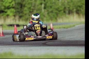 Retour dans le passé - Karting à St-Hilaire - mai 2001