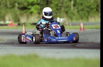 Retour dans le passé - Karting à St-Hilaire - mai 2001