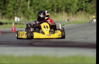 Retour dans le passé - Karting à St-Hilaire - mai 2001