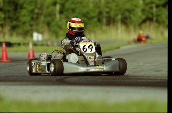 Retour dans le passé - Karting à St-Hilaire - mai 2001